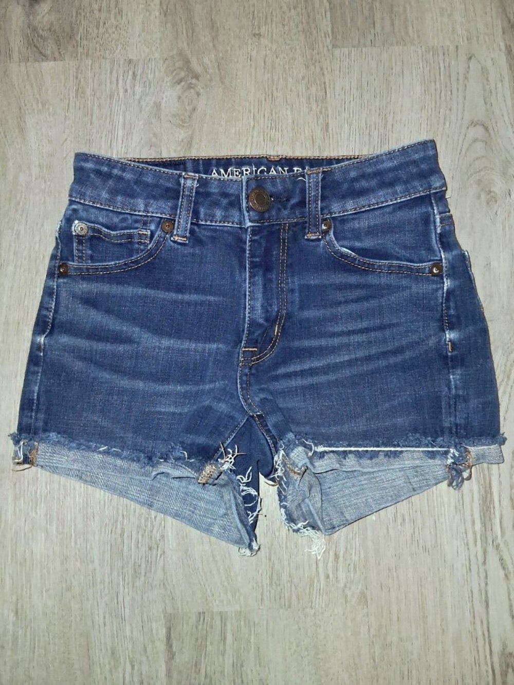 American Eagle Stretch Hi-Rise Shortie Shorts Size 00 Dark Wash Distressed Denim
